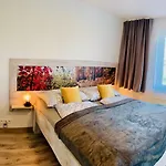 Holin U Prachovskych Skal Jičín