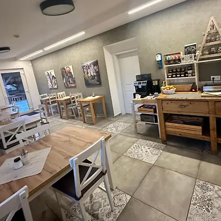 Holin U Prachovskych Skal Appart hôtel Jičín