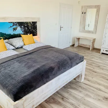 Appart hôtel Holin U Prachovskych Skal *