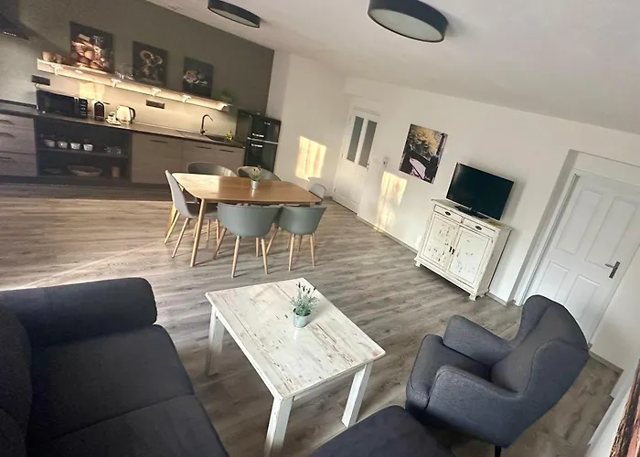 Holin U Prachovskych Skal 4* Jičín