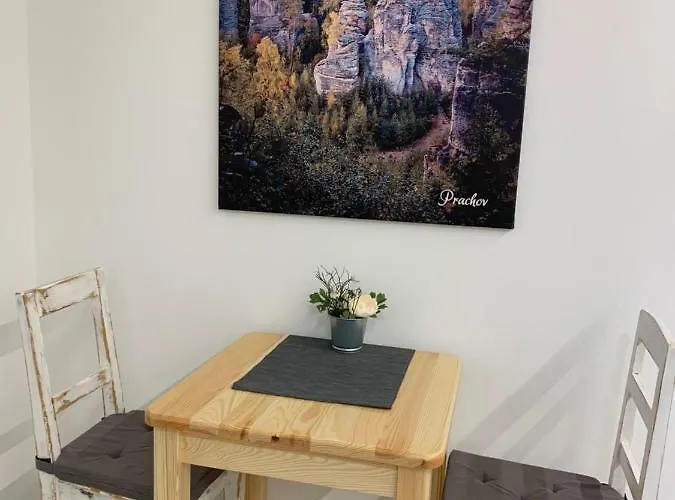 Holin U Prachovskych Skal 4* Jičín