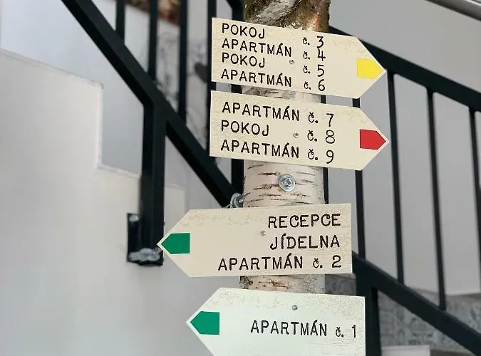 Holin U Prachovskych Skal