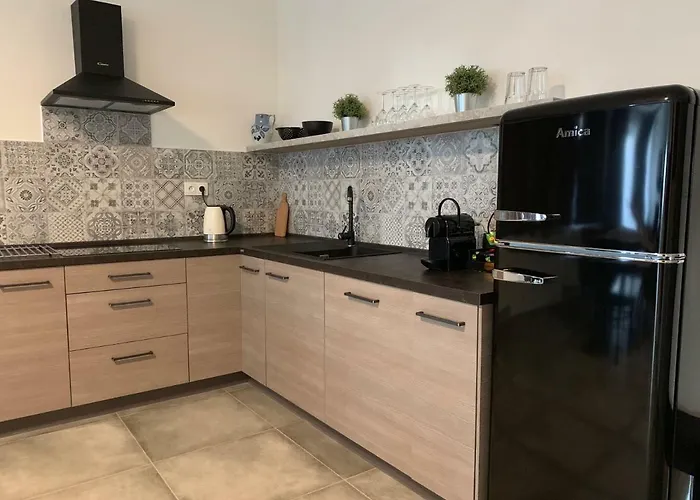 Holin U Prachovskych Skal Aparthotel Jičín