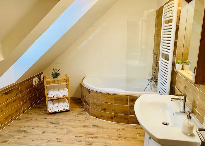 Holin U Prachovskych Skal Aparthotel