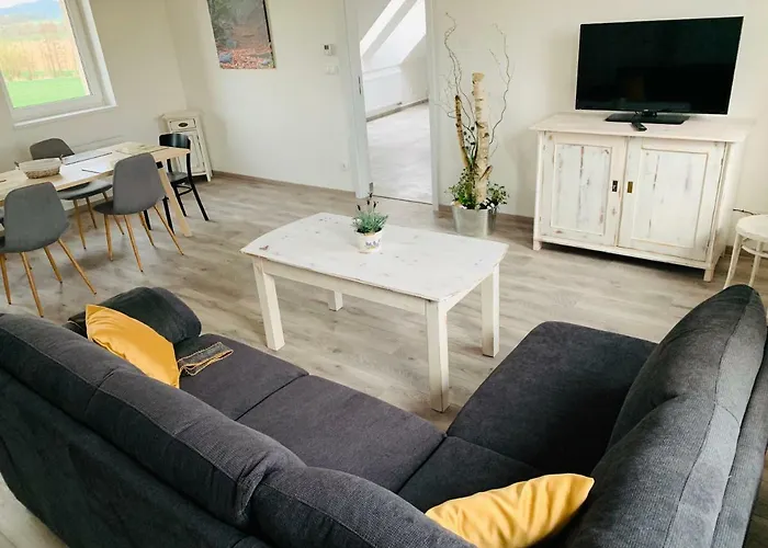 Holin U Prachovskych Skal Aparthotel